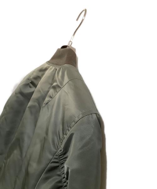 ALPHA INDUSTRIES（アルファインダストリーズ）ALPHA INDUSTRIES (アルファインダストリーズ) MA-1ジャケット カーキ サイズ:Mの古着・服飾アイテム