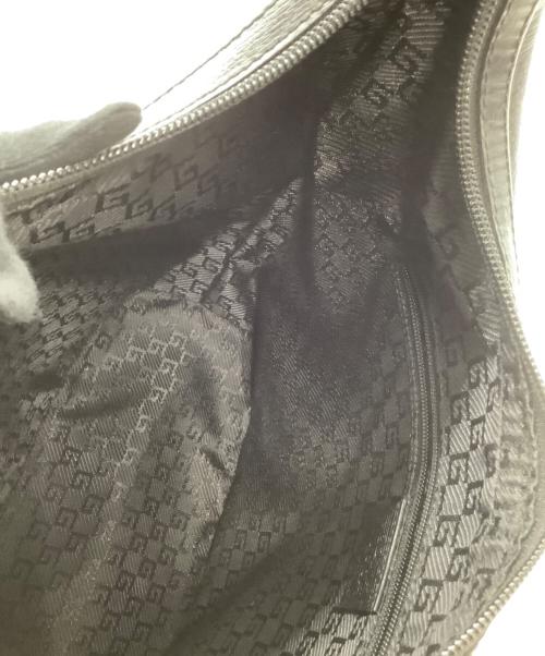 GUCCI（グッチ）GUCCI (グッチ) ワンショルダーバッグ ブラックの古着・服飾アイテム