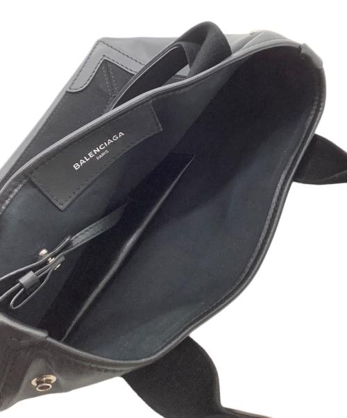 BALENCIAGA（バレンシアガ）BALENCIAGA (バレンシアガ) NAVY CABAS XS 2WAYバッグ ブラックの古着・服飾アイテム