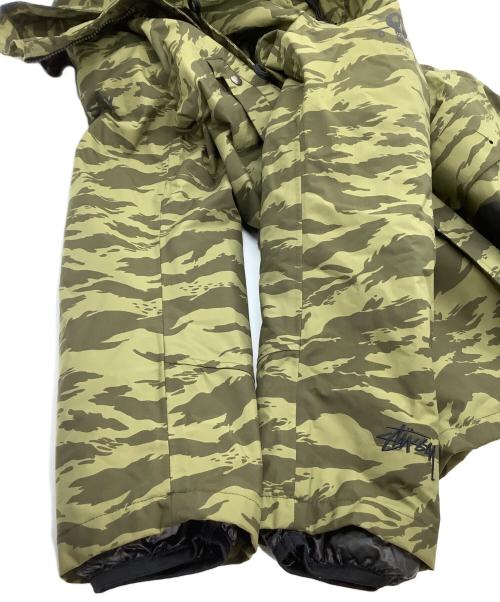 stussy（ステューシー）stussy (ステューシー) nano・universe (ナノ・ユニバース) ダウンジャケット　カモフラージュ柄 オリーブ サイズ:Sの古着・服飾アイテム