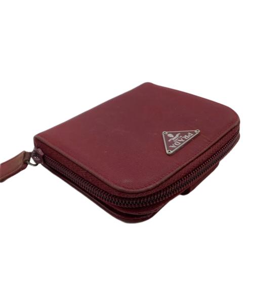 PRADA（プラダ）PRADA (プラダ) ラウンドファスナー財布 レッドの古着・服飾アイテム