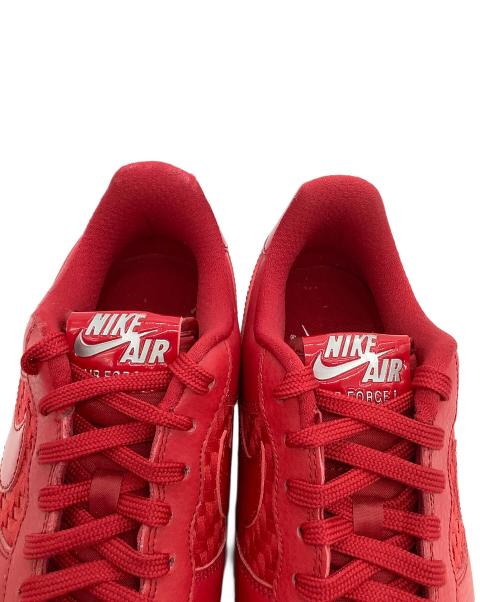 NIKE（ナイキ）NIKE (ナイキ) ローカットスニーカー AIR FORCE 1 07 LV8 レッド サイズ:25の古着・服飾アイテム