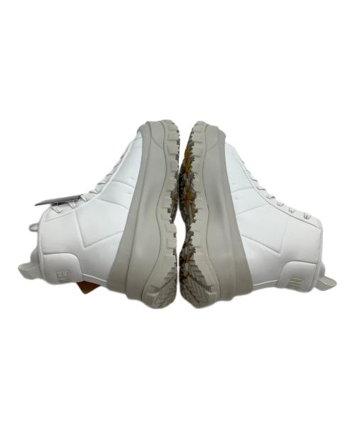 NIKE（ナイキ）NIKE (ナイキ) ハイカットスニーカー WMNS BLAZER ROAM MID ホワイト サイズ:25 未使用品の古着・服飾アイテム