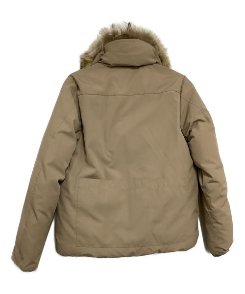 CANADA GOOSE（カナダグース）CANADA GOOSE (カナダグース) ダウンジャケット ベージュ サイズ:Mの古着・服飾アイテム