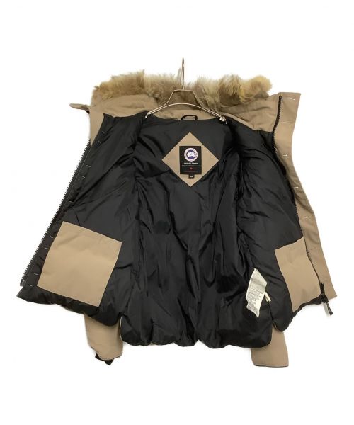 CANADA GOOSE（カナダグース）CANADA GOOSE (カナダグース) ダウンジャケット ベージュ サイズ:Mの古着・服飾アイテム