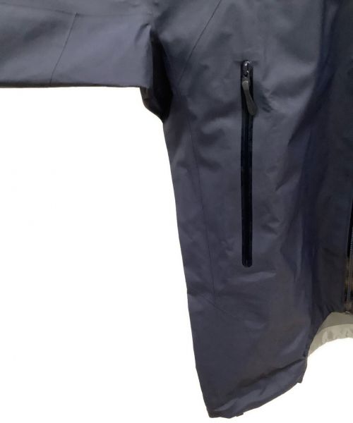 ARC'TERYX（アークテリクス）ARC'TERYX (アークテリクス) Beta Jacket ネイビー サイズ:Lの古着・服飾アイテム