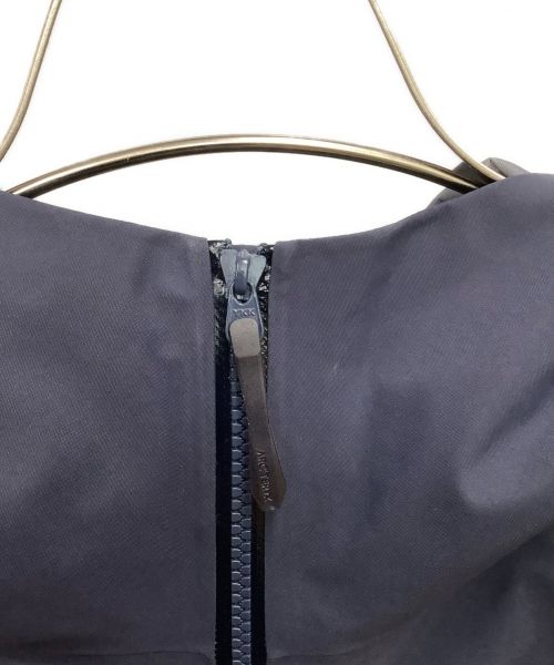 ARC'TERYX（アークテリクス）ARC'TERYX (アークテリクス) Beta Jacket ネイビー サイズ:Lの古着・服飾アイテム