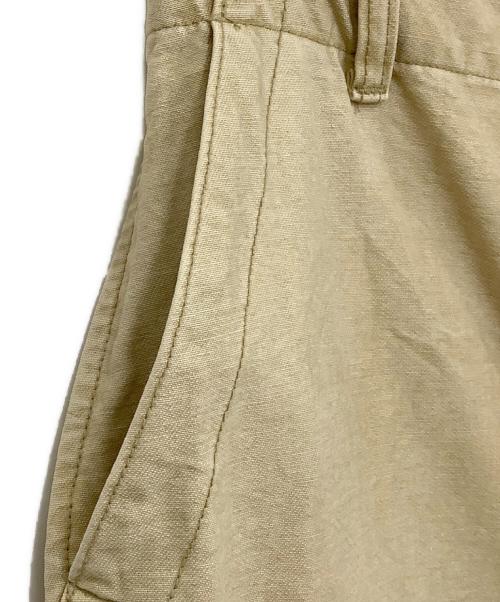 Spick and Span（スピックアンドスパン）Spick and Span (スピックアンドスパン) ガーメントダイタイトスカートバックスリットスカート ベージュ サイズ:40の古着・服飾アイテム