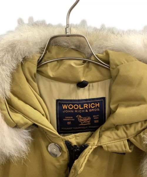 WOOLRICH（ウールリッチ）WOOLRICH (ウールリッチ) ダウンジャケット カーキ サイズ:Mの古着・服飾アイテム