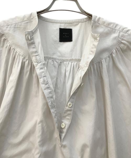 オオカミとフクロウ（オオカミトフクロウ）オオカミとフクロウ (オオカミトフクロウ) 長袖ブラウス ライトグレー サイズ:−の古着・服飾アイテム