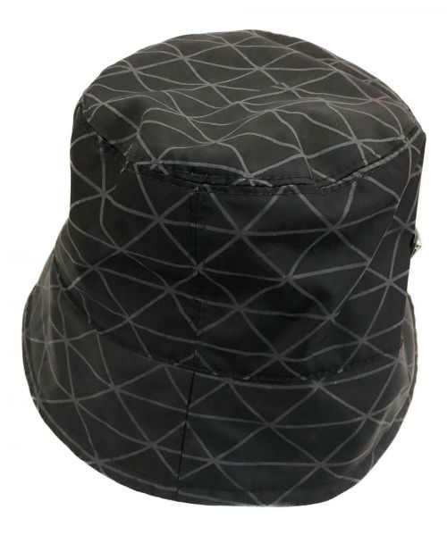PRADA（プラダ）PRADA (プラダ) 総柄ナイロンリアクティブバケットハット ブラック サイズ:Lの古着・服飾アイテム