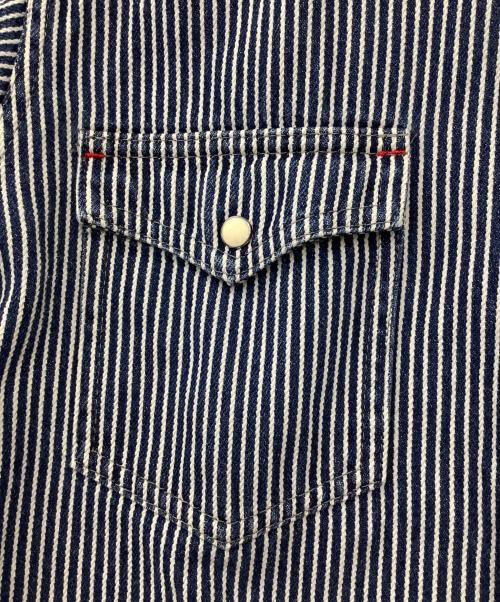 IRON HEART（アイアンハート）IRON HEART (アイアンハート) 12ozヘビーヒッコリーウェスタンシャツ ネイビー サイズ:Mの古着・服飾アイテム