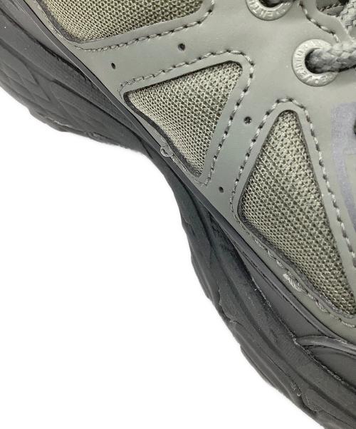 asics（アシックス）asics (アシックス) スニーカー オリーブ サイズ:24の古着・服飾アイテム