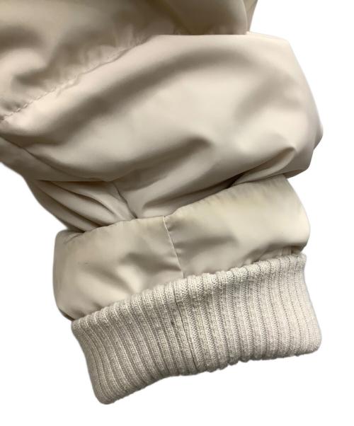 JILL BY JILLSTUART（ジル バイ ジルスチュアート）JILL BY JILLSTUART (ジル バイ ジルスチュアート) ドローストリングショートダウン ベージュ サイズ:Sの古着・服飾アイテム