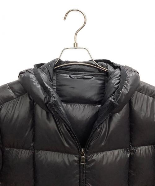 PRADA（プラダ）PRADA (プラダ) ロゴプレートダウンジャケット ブラック サイズ:52の古着・服飾アイテム