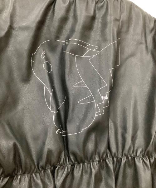 JEANASIS（ジーナシス）JEANASIS (ジーナシス) Pokemon Center (ポケモンセンター) フェイクレザー中綿ジャケット ブラック サイズ:Fの古着・服飾アイテム