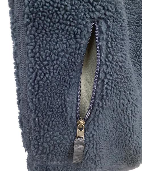 Patagonia（パタゴニア）Patagonia (パタゴニア) CLASSIC RETRO-X VEST ネイビー×レッド サイズ:Sの古着・服飾アイテム