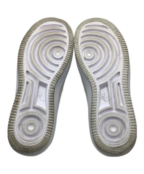 NIKE（ナイキ）NIKE (ナイキ) スニーカー ベージュ サイズ:28の古着・服飾アイテム