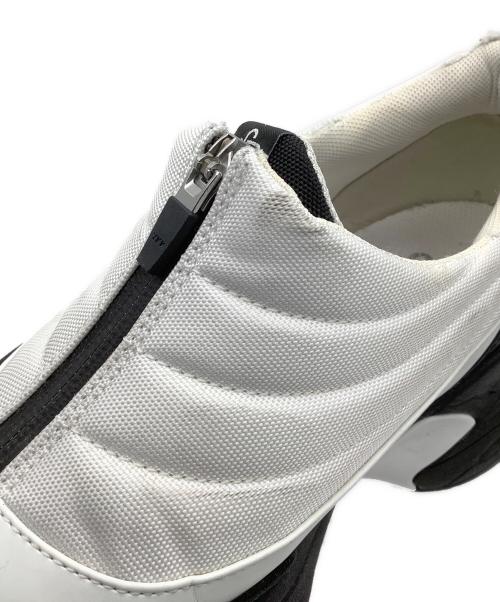 OAO（オーエーオー）OAO (オーエーオー) スニーカー ホワイト×ブラック サイズ:29の古着・服飾アイテム