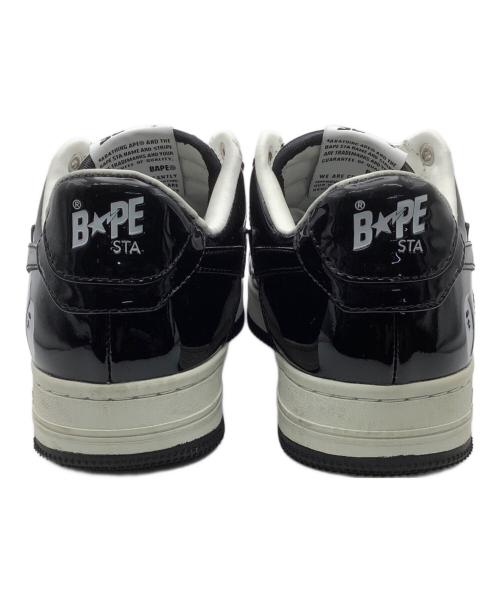 A BATHING APE（ア ベイシング エイプ）A BATHING APE (ア ベイシング エイプ) スニーカー ホワイト×ブラック サイズ:25の古着・服飾アイテム