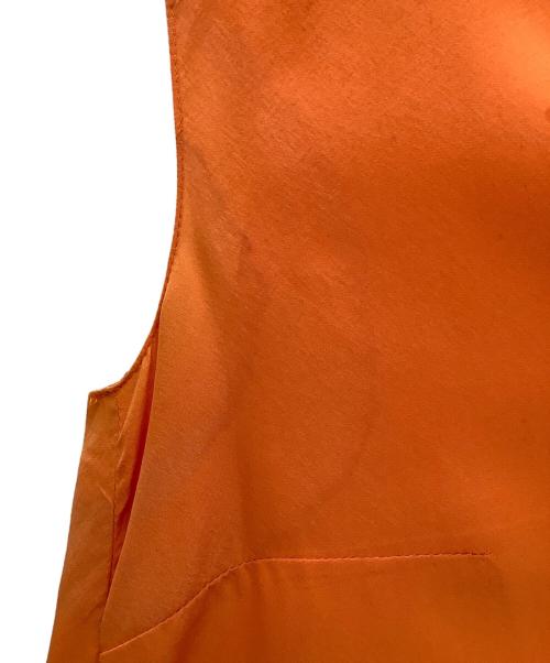 HERMES（エルメス）HERMES (エルメス) ノースリーブブラウス オレンジ サイズ:36の古着・服飾アイテム