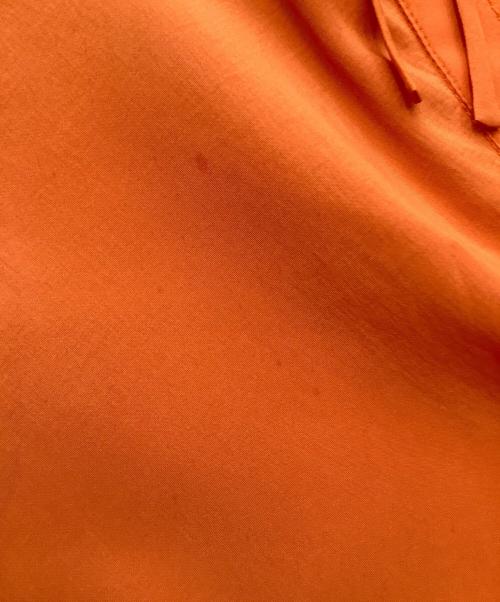 HERMES（エルメス）HERMES (エルメス) ノースリーブブラウス オレンジ サイズ:36の古着・服飾アイテム