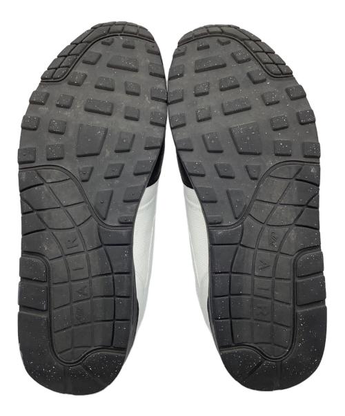 NIKE（ナイキ）NIKE (ナイキ) ローカットスニーカー ホワイト×ブラック サイズ:27の古着・服飾アイテム