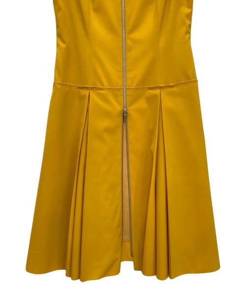 FOXEY NEWYORK（フォクシーニューヨーク）FOXEY NEWYORK (フォクシーニューヨーク) ノースリーブワンピース イエロー サイズ:38の古着・服飾アイテム