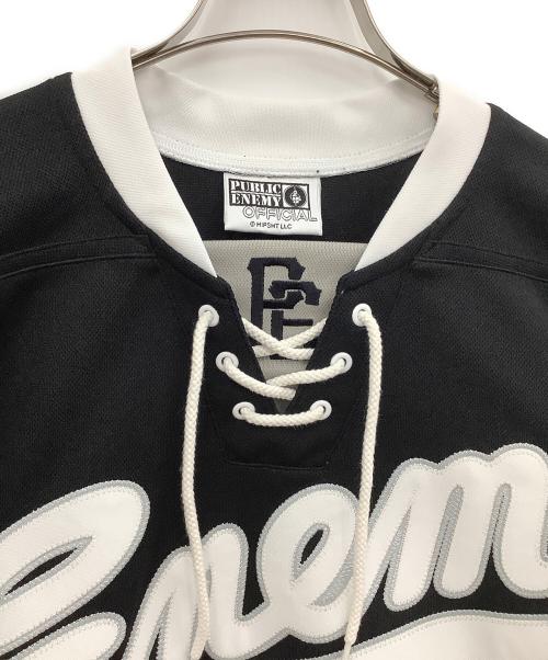 PUBLIC ENEMY（パブリック エネミー）PUBLIC ENEMY (パブリック エネミー) SAINT MICHAEL (セントマイケル) ゲームシャツ ホワイト×ブラック サイズ:OSの古着・服飾アイテム