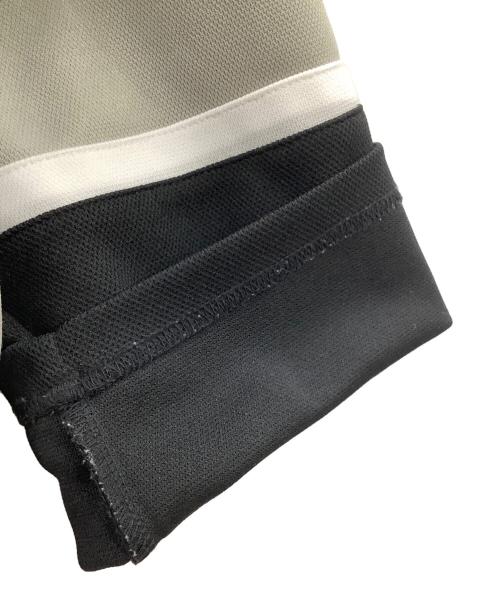 PUBLIC ENEMY（パブリック エネミー）PUBLIC ENEMY (パブリック エネミー) SAINT MICHAEL (セントマイケル) ゲームシャツ ホワイト×ブラック サイズ:OSの古着・服飾アイテム