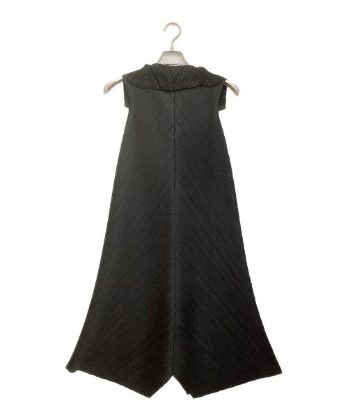 PLEATS PLEASE（プリーツプリーズ）PLEATS PLEASE (プリーツプリーズ) プリーツワンピース ブラック サイズ:3の古着・服飾アイテム