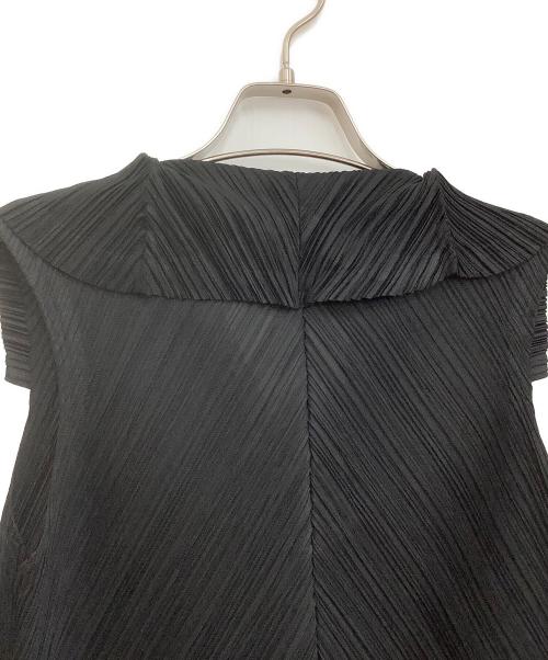 PLEATS PLEASE（プリーツプリーズ）PLEATS PLEASE (プリーツプリーズ) プリーツワンピース ブラック サイズ:3の古着・服飾アイテム