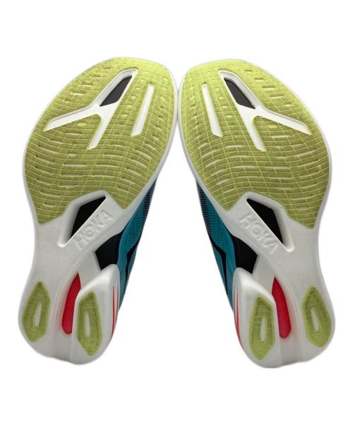 HOKA（ホカ）HOKA (ホカ) ランニングシューズ アイボリー×ブラック サイズ:25.5の古着・服飾アイテム