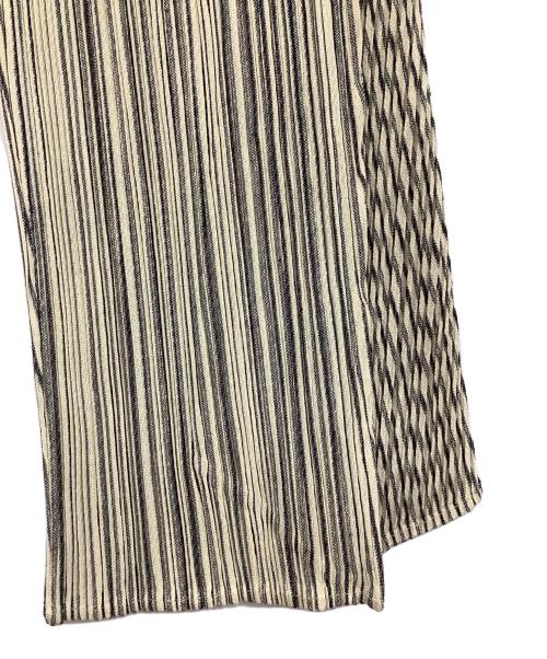 PLEATS PLEASE（プリーツプリーズ）PLEATS PLEASE (プリーツプリーズ) プリーツパンツ イエロー サイズ:2の古着・服飾アイテム