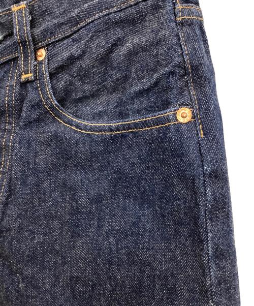 LEVI'S VINTAGE CLOTHING（リーバイス ビンテージ クロージング）LEVI'S VINTAGE CLOTHING (リーバイス ビンテージ クロージング) 1976年復刻デニムパンツ インディゴ サイズ:W28L34の古着・服飾アイテム