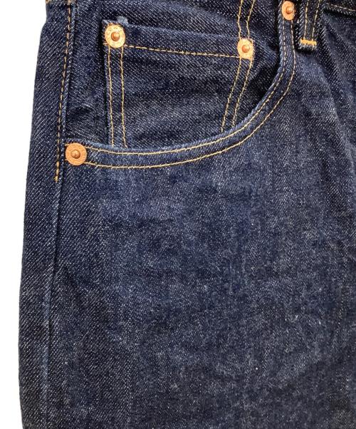 LEVI'S VINTAGE CLOTHING（リーバイス ビンテージ クロージング）LEVI'S VINTAGE CLOTHING (リーバイス ビンテージ クロージング) 1976年復刻デニムパンツ インディゴ サイズ:W28L34の古着・服飾アイテム
