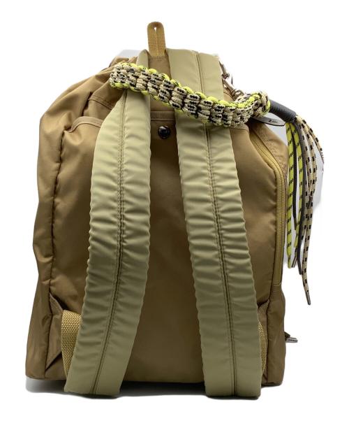 zattu（ザッツ）zattu (ザッツ) ナイロン2wayバックパック ベージュ サイズ:−の古着・服飾アイテム