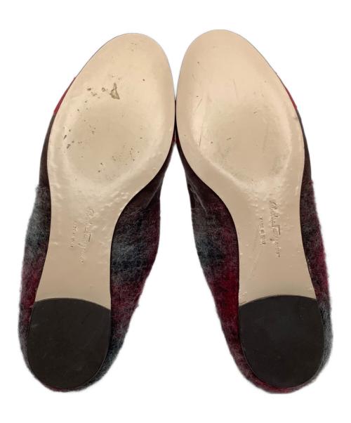 Salvatore Ferragamo（サルヴァトーレ フェラガモ）Salvatore Ferragamo (サルヴァトーレ フェラガモ) フラットパンプス レッド サイズ:5 1/2 Cの古着・服飾アイテム
