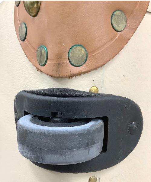 GLOBE-TROTTER（グローブトロッター）GLOBE-TROTTER (グローブトロッター) キャリーバッグ ベージュ サイズ:-の古着・服飾アイテム