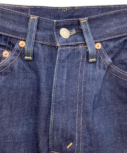 LEVI'S（リーバイス）LEVI'S (リーバイス) 701デニムパンツ ネイビー サイズ:W26×L34の古着・服飾アイテム