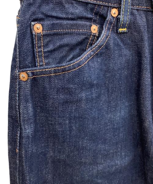 LEVI'S（リーバイス）LEVI'S (リーバイス) 701デニムパンツ ネイビー サイズ:W26×L34の古着・服飾アイテム