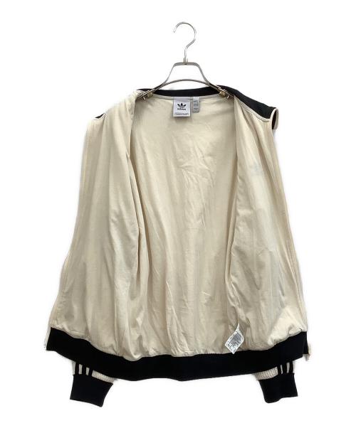 adidas（アディダス）adidas (アディダス) ワッフルクラシックトラックトップ アイボリー×ブラック サイズ:Mの古着・服飾アイテム