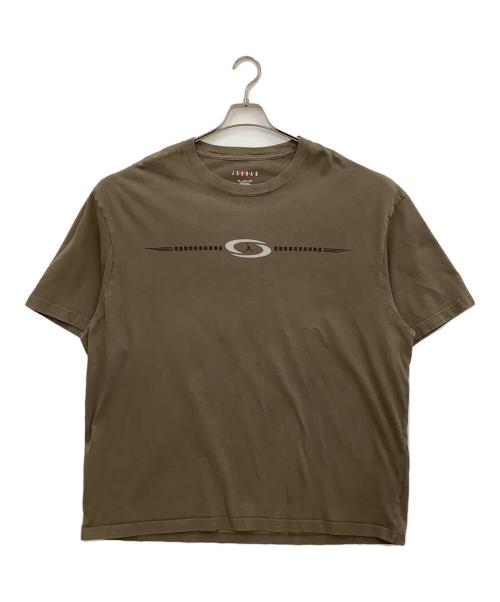 NIKE（ナイキ）NIKE (ナイキ) Travis Scott (トラヴィススコット) M J TS LOGO TEE ブラウン サイズ:XXLの古着・服飾アイテム