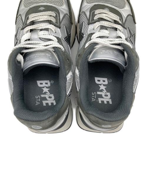 A BATHING APE（ア ベイシング エイプ）A BATHING APE (ア ベイシング エイプ) スニーカー グレー×シルバー サイズ:26の古着・服飾アイテム