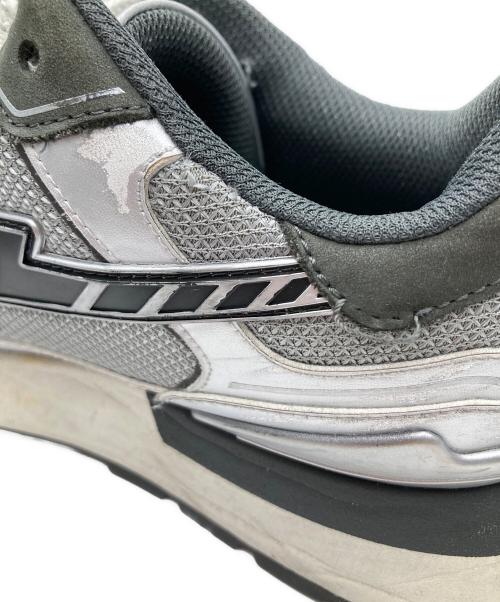 A BATHING APE（ア ベイシング エイプ）A BATHING APE (ア ベイシング エイプ) スニーカー グレー×シルバー サイズ:26の古着・服飾アイテム