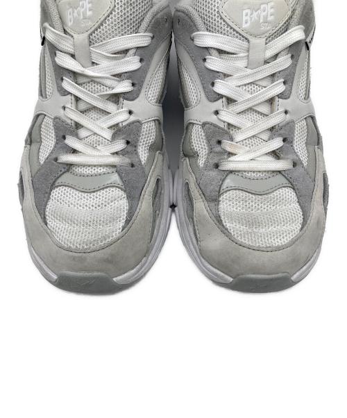A BATHING APE（ア ベイシング エイプ）A BATHING APE (ア ベイシング エイプ) スニーカー ホワイト×グレー サイズ:26.5の古着・服飾アイテム