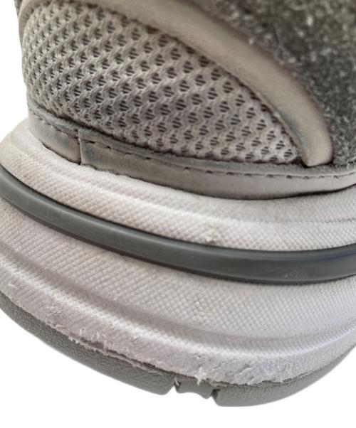 A BATHING APE（ア ベイシング エイプ）A BATHING APE (ア ベイシング エイプ) スニーカー ホワイト×グレー サイズ:26.5の古着・服飾アイテム