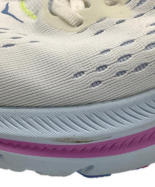 HOKAONEONE（ホカオネオネ）HOKAONEONE (ホカオネオネ) ランニングシューズ ホワイト サイズ:24.5の古着・服飾アイテム