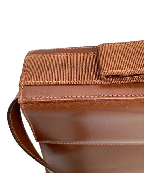 Salvatore Ferragamo（サルヴァトーレ フェラガモ）Salvatore Ferragamo (サルヴァトーレ フェラガモ) ショルダーバッグ ブラウン サイズ:−の古着・服飾アイテム