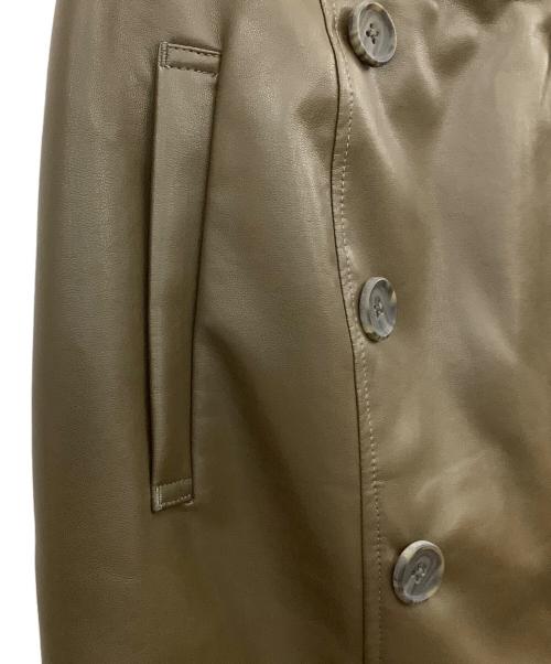 pinue（ピヌエ）pinue (ピヌエ) フェイクレザースカート ベージュ サイズ:Fの古着・服飾アイテム